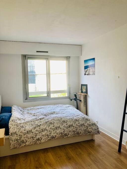 Paris : Appartement Familial Avec Parking Prive Clichy Εξωτερικό φωτογραφία
